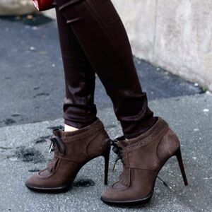 Burberry Leather Ankle Lace-Up Boots Size 9.5